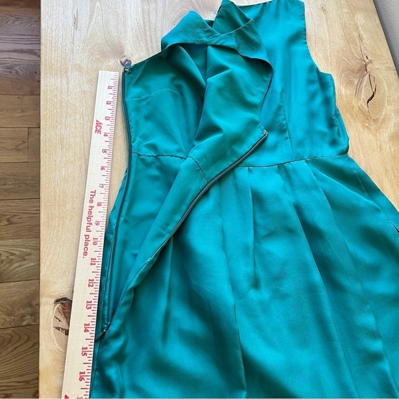 NWT MARTIN + OSA DRESS 0 EMERALD GREEN PROM ENGAGEMENT SILK TWEEN PLEATS BUBBLE - Picture 12 of 13